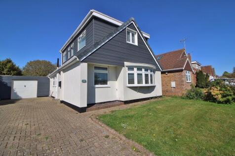 4 bedroom detached bungalow for sale