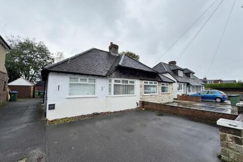 2 bedroom semi-detached bungalow for sale