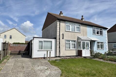 2 bedroom semi-detached house for sale