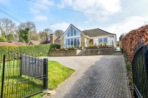 Dunny Lane, Chipperfield, WD4 4 bed detached house for sale