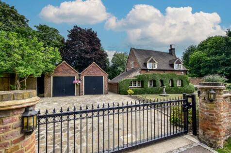 2 bedroom cottage for sale