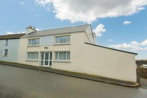 4 bedroom semi-detached house for sale