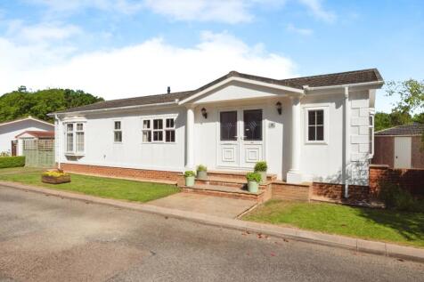 1 bedroom detached house for sale