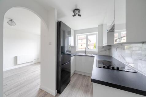 1 bedroom flat for sale