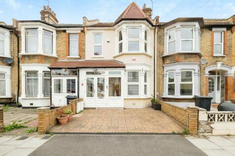 5 bedroom terraced house for sale