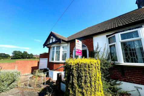 2 bedroom semi-detached bungalow for sale