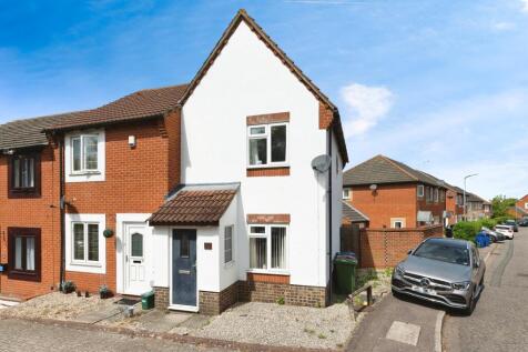 2 bedroom end of terrace house for sale