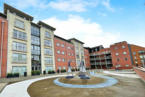 Queens Road, Chester, Cheshire, CH1 2 bed flat for sale