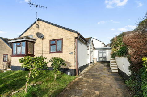 Foxdown Manor, Wadebridge PL27 3 bed detached bungalow for sale