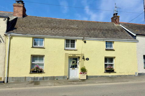 3 bedroom cottage for sale