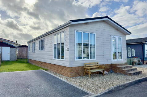 38 Polventon, St Merryn Park, St... 2 bed lodge for sale