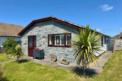 Padstow, PL28 3 bed detached bungalow for sale