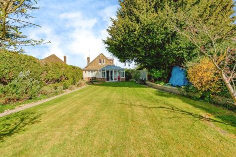 4 bedroom bungalow for sale