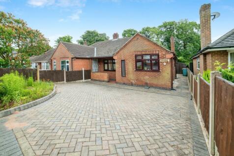 2 bedroom semi-detached bungalow for sale