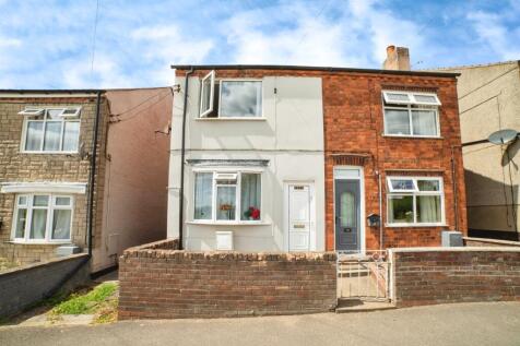 2 bedroom semi-detached house for sale