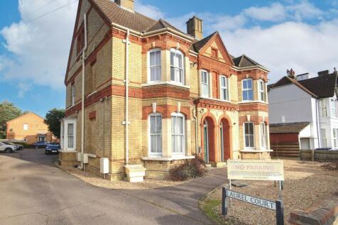 Brampton Road, Huntingdon 1 bed flat for sale