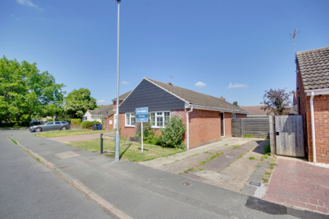 Erica Road, St. Ives, Cambs, PE27 3 bed detached bungalow for sale