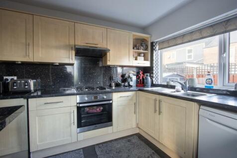 Nelson Street, Whittington Moor... 3 bed semi