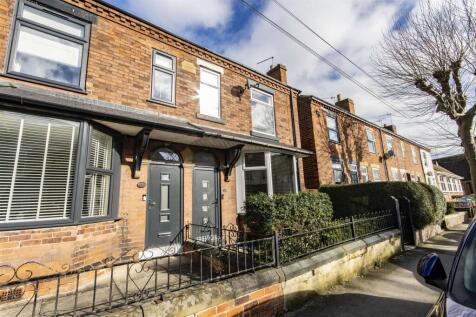 Kent Street, Hasland, Chesterfield 3 bed semi