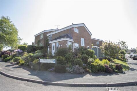 Lake View Avenue, Walton, Chesterfield 3 bed detached house for sale