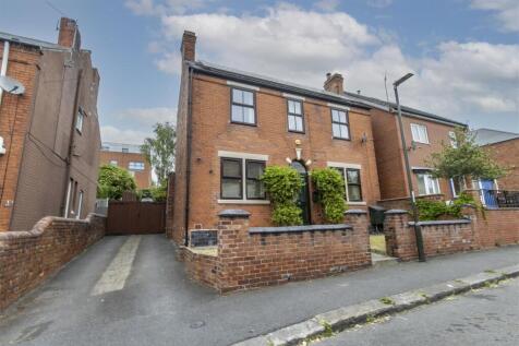 Spring Bank Road, Chesterfield 4 bed detached house for sale