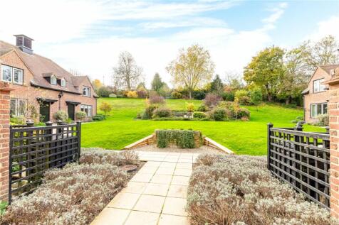 3 bedroom retirement property for sale