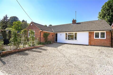 3 bedroom detached bungalow for sale