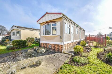 2 bedroom park home for sale