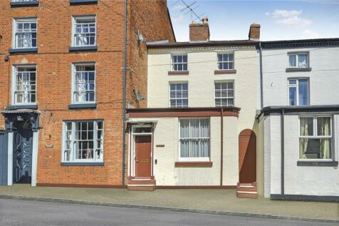 4 bedroom terraced house for sale