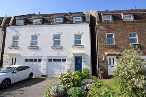 College Green, Upperton, Eastbourne 4 bed semi