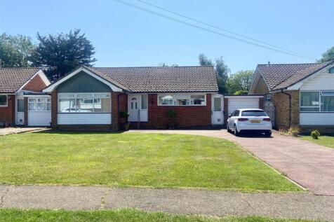 Woodpecker Drive, Hailsham 2 bed detached bungalow for sale