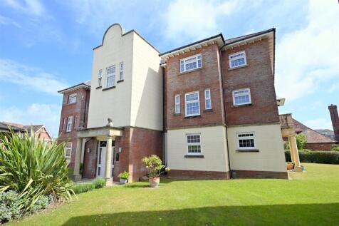 Christchurch Place, Sovereign... 3 bed penthouse for sale