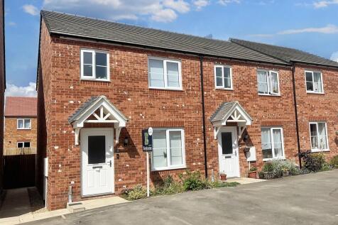 Forbes Avenue, Melton Mowbray... 3 bed end of terrace house for sale