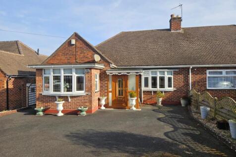 3 bedroom semi-detached bungalow for sale