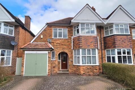 3 bedroom semi-detached house for sale