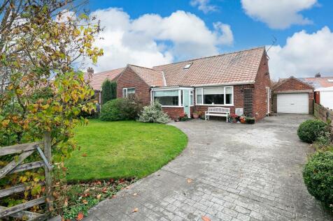 Sands Lane, Holme on Spalding Moor... 3 bed detached house for sale