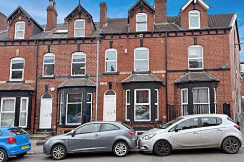 Hessle Place, Leeds 6 bed terraced house for sale