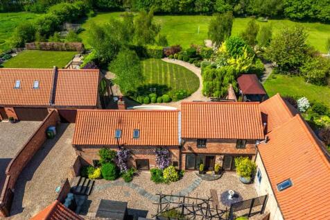 Brandhills View, Alverton 4 bed barn conversion for sale