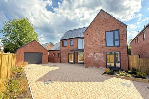 Canal Lane, Hose 4 bed detached house for sale
