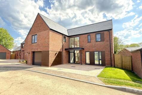 Canal Lane, Hose 3 bed detached house for sale