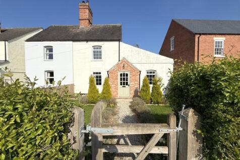 2 bedroom semi-detached house for sale