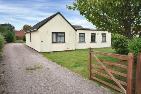 Swinderby Road, Collingham, Newark 5 bed detached bungalow for sale