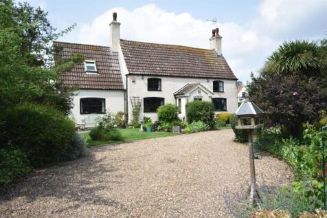 3 bedroom cottage for sale