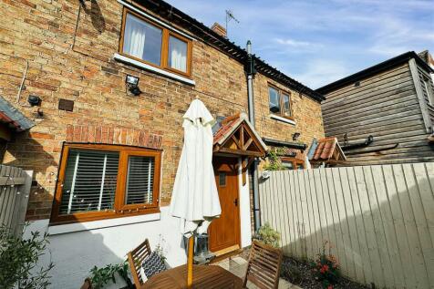 Bailey Lane, Radcliffe on Trent... 2 bed townhouse for sale