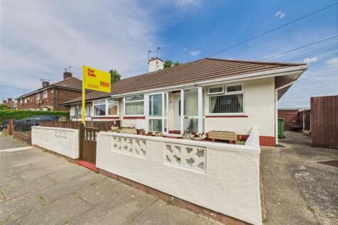 2 bedroom semi-detached bungalow for sale