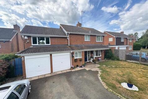 Mill Lane, Cleeve Prior 4 bed detached house for sale