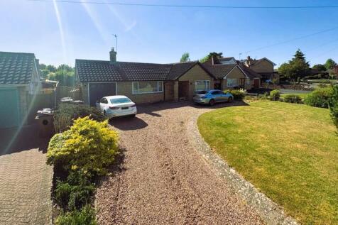 Arrow Lane, North Littleton, Evesham 3 bed detached bungalow for sale