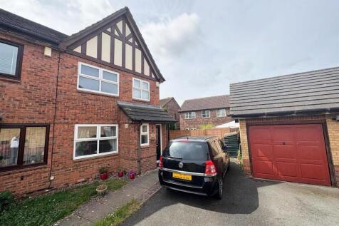 St. Catherines Road, Evesham 3 bed end of terrace house for sale