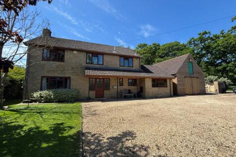 Manston, Sturminster Newton 4 bed detached house for sale