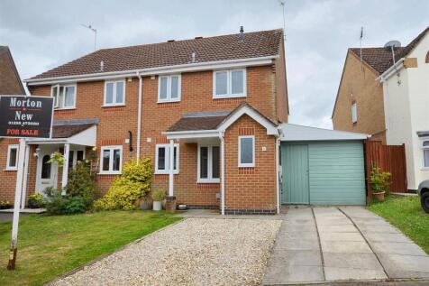 Nether Mead, Okeford Fitzpaine... 3 bed semi